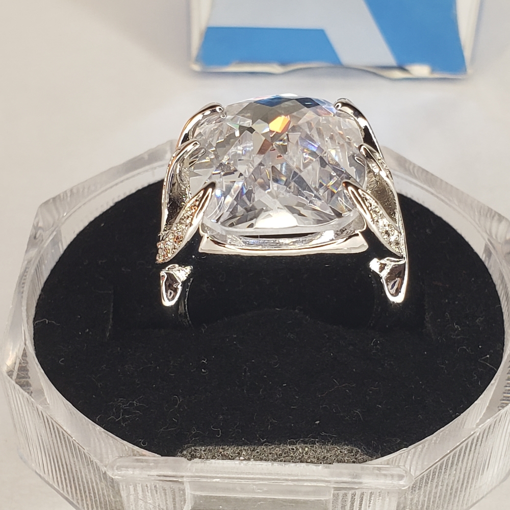 Avon Silver And Crystal Statement Ring - image 2